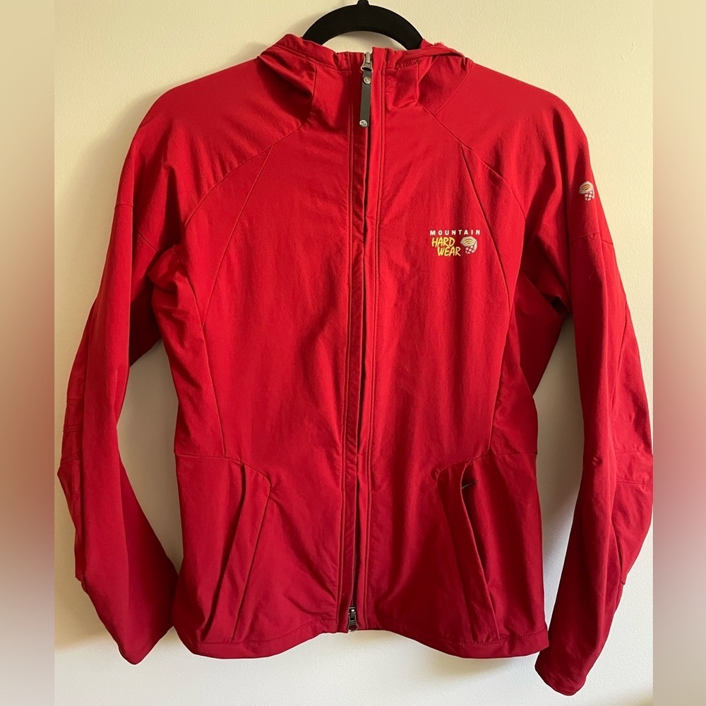 MOUNTAIN HARDWEAR- women's softshell jacket, size small , red
